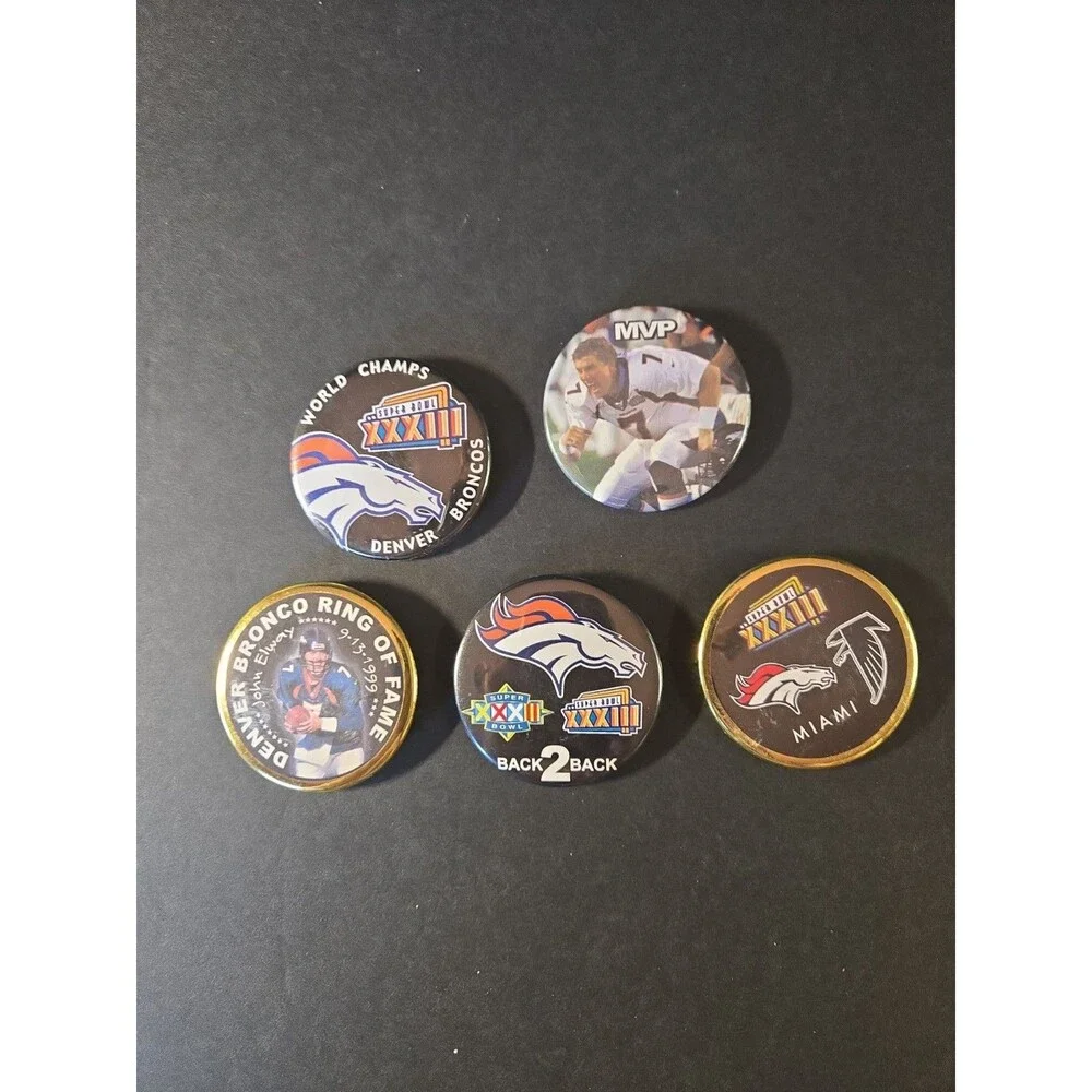 Vintage Denver Broncos Super Bowl XXXIII Champions & John Elway Button Pin Lot